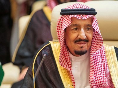 King Salman Orders 9 billion for Citizens and Government to pay 60 Salary of Saudi Employees