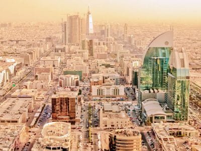 Riyadh Curfew Live Map service for locating shops and pharmacies